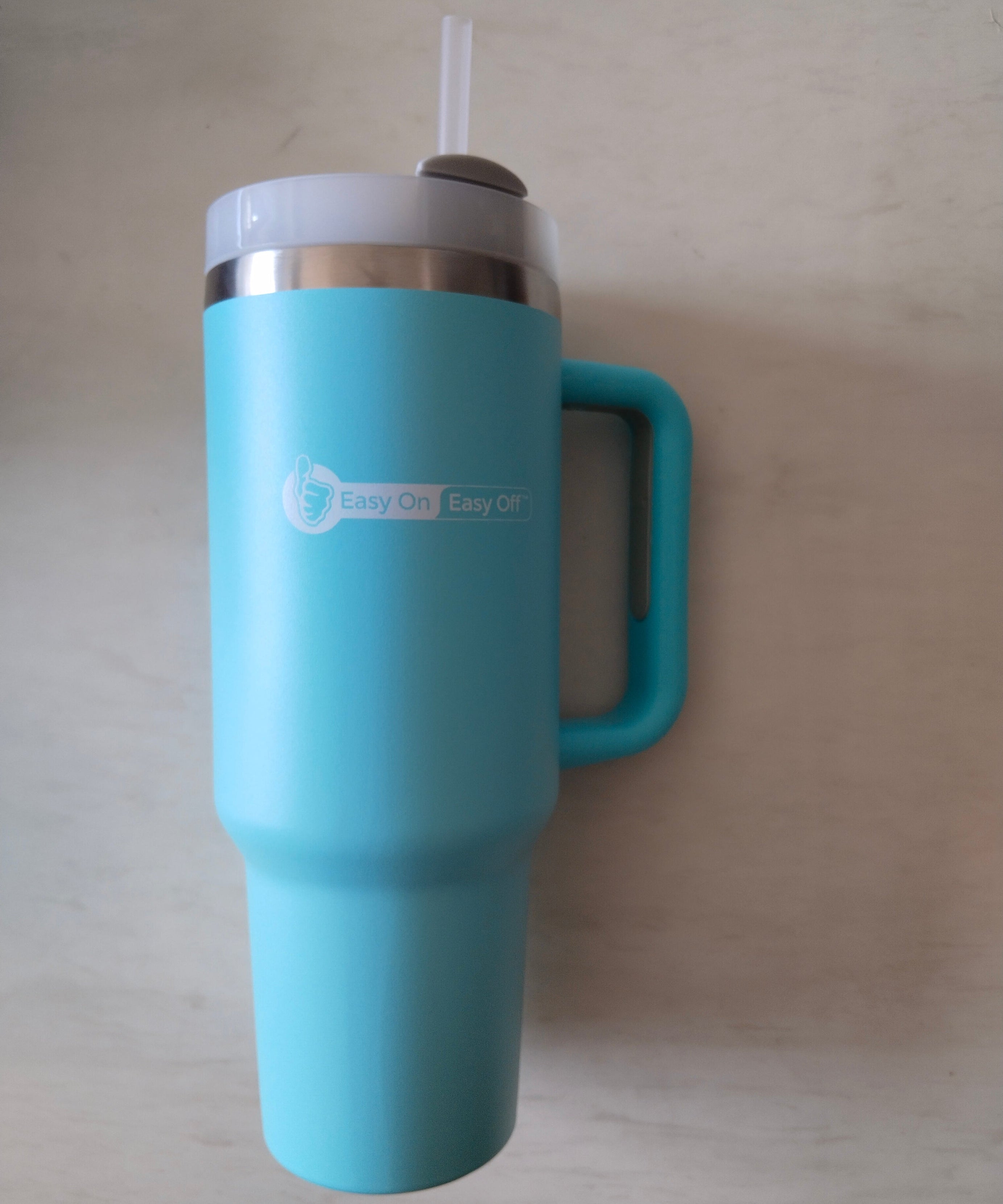 EasyOn EasyOff Vacuum Tumbler 1L (straw included)