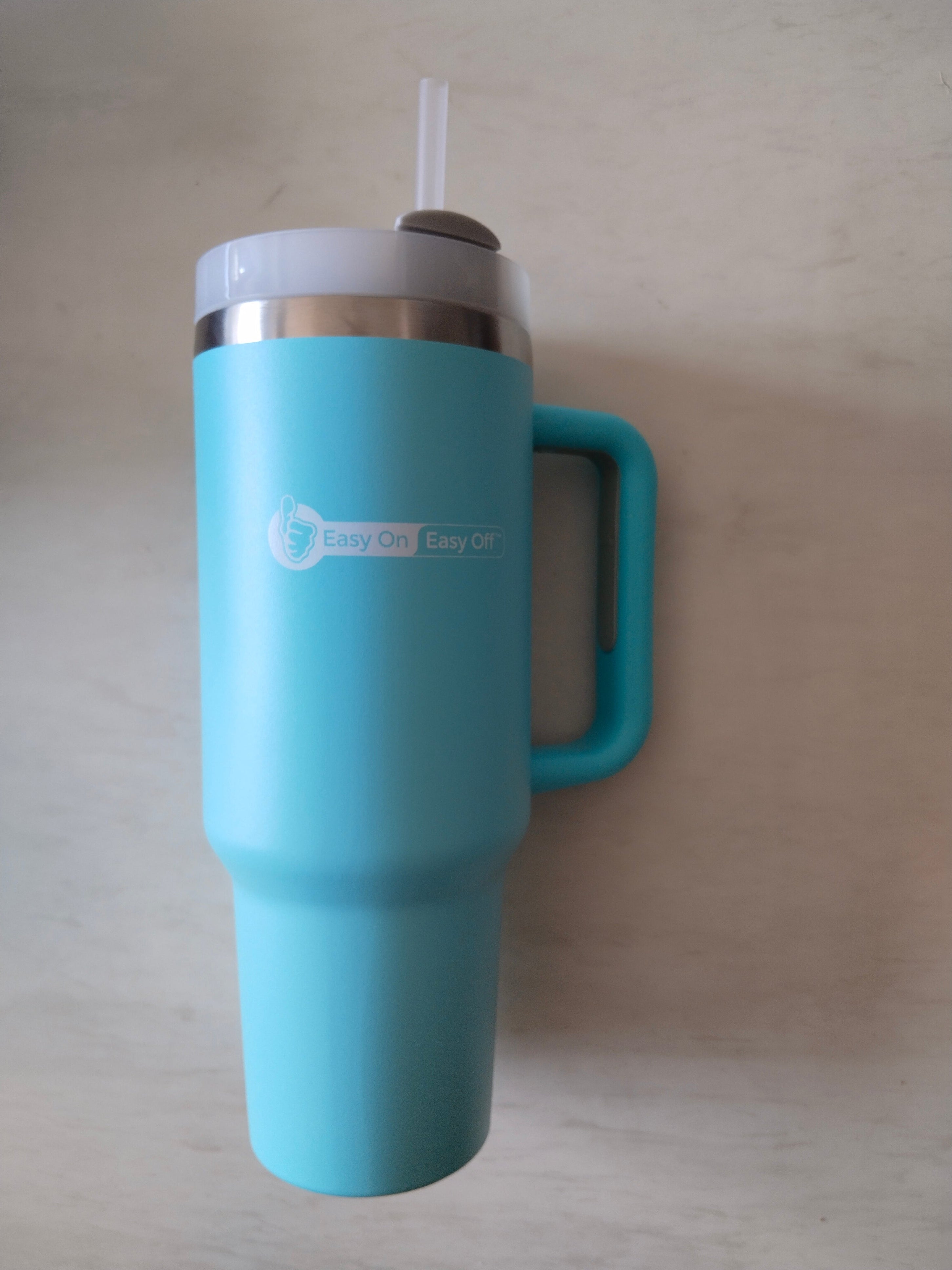 EasyOn EasyOff Vacuum Tumbler 1L (straw included)