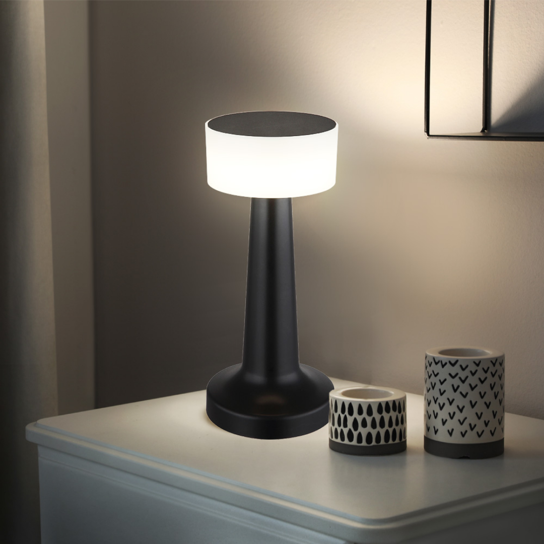 EasyOn EasyOff Table Lamp