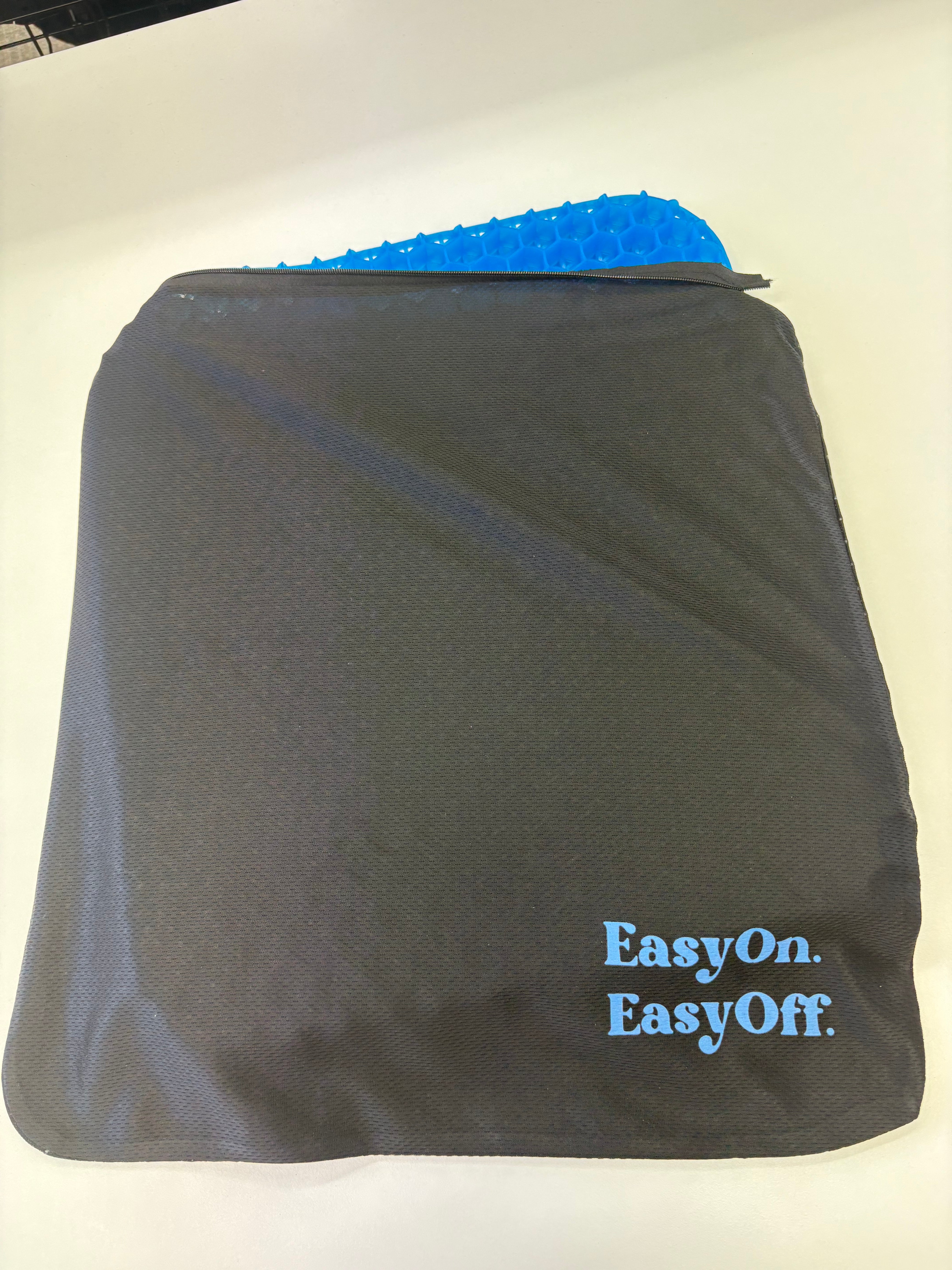 EasyOn EasyOff Seat Cushion