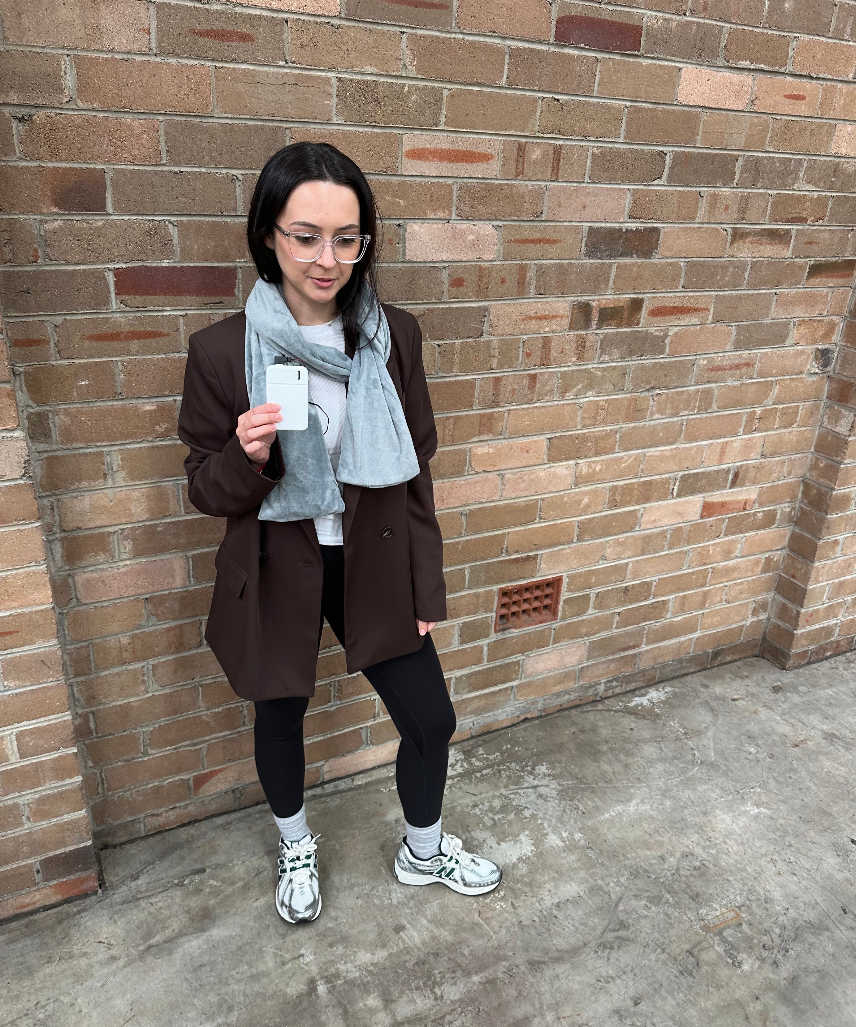 EasyOn EasyOff Smart Heating Scarf