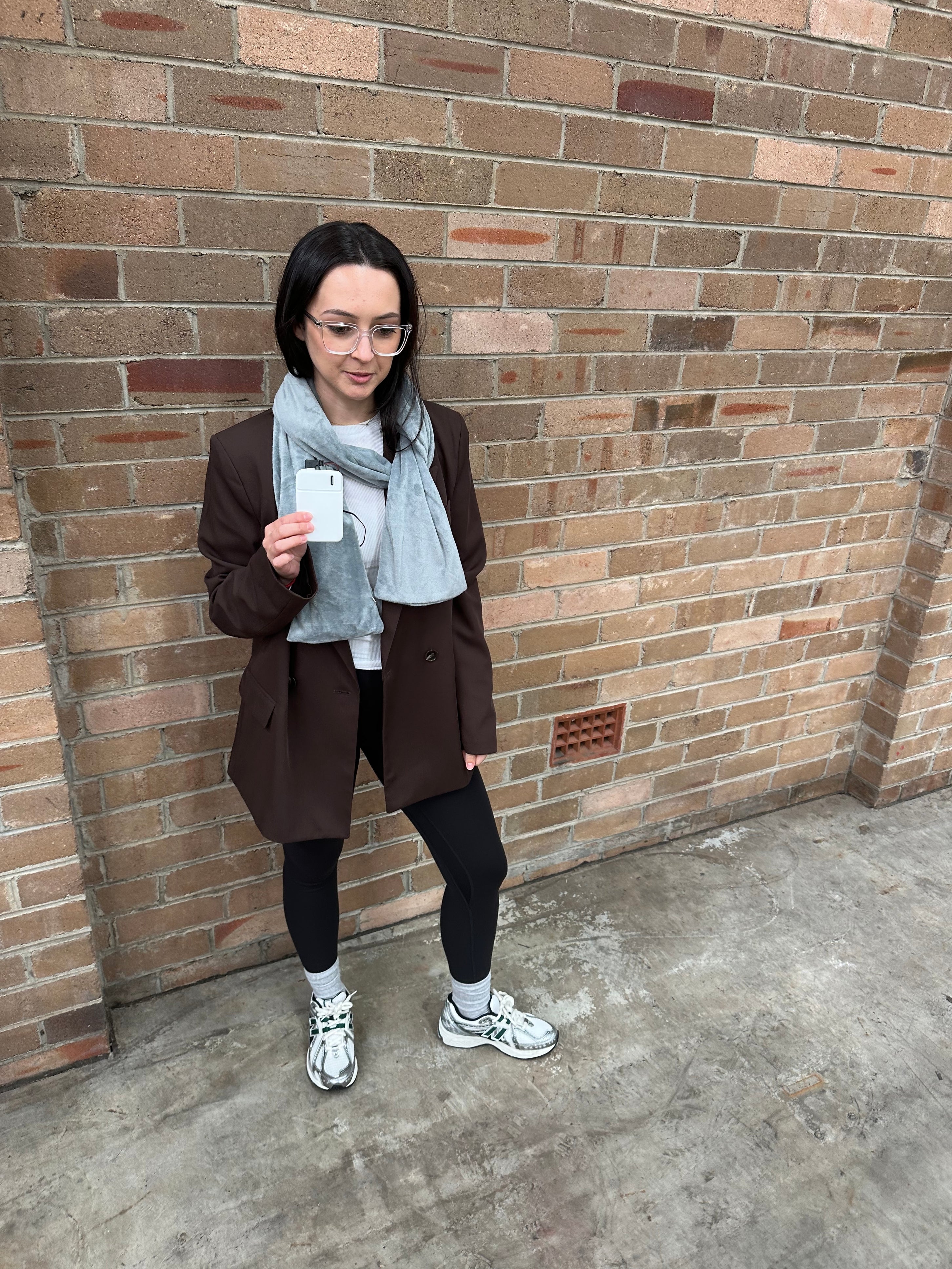 EasyOn EasyOff Smart Heating Scarf