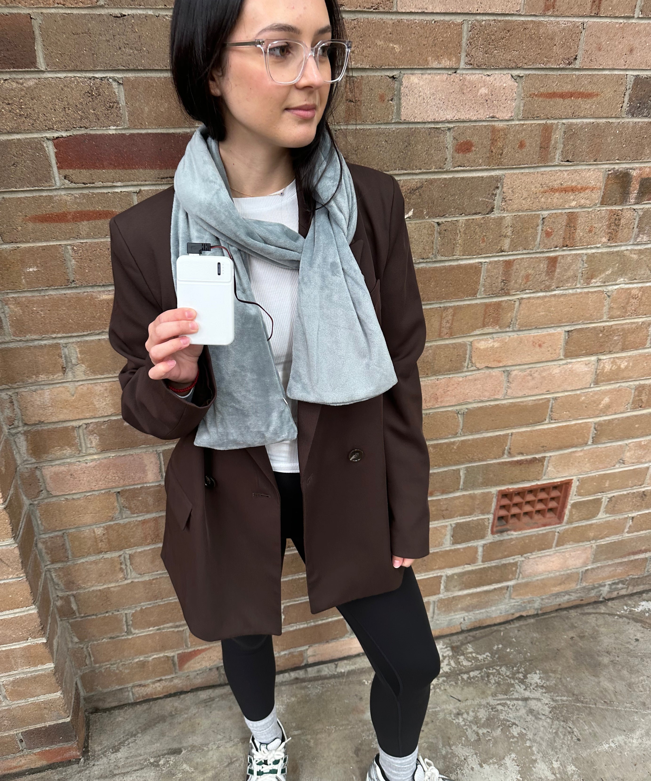 EasyOn EasyOff Smart Heating Scarf
