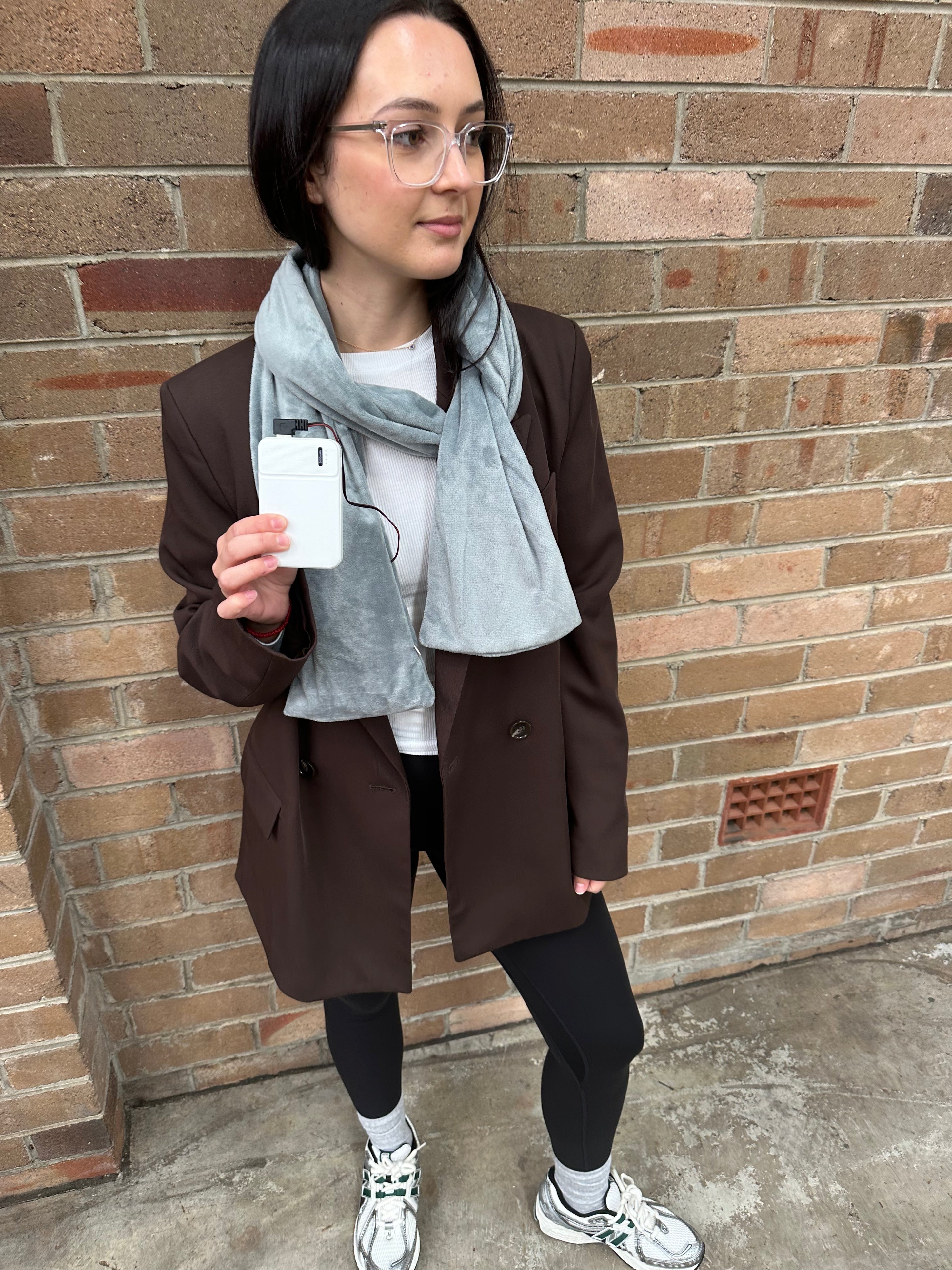EasyOn EasyOff Smart Heating Scarf