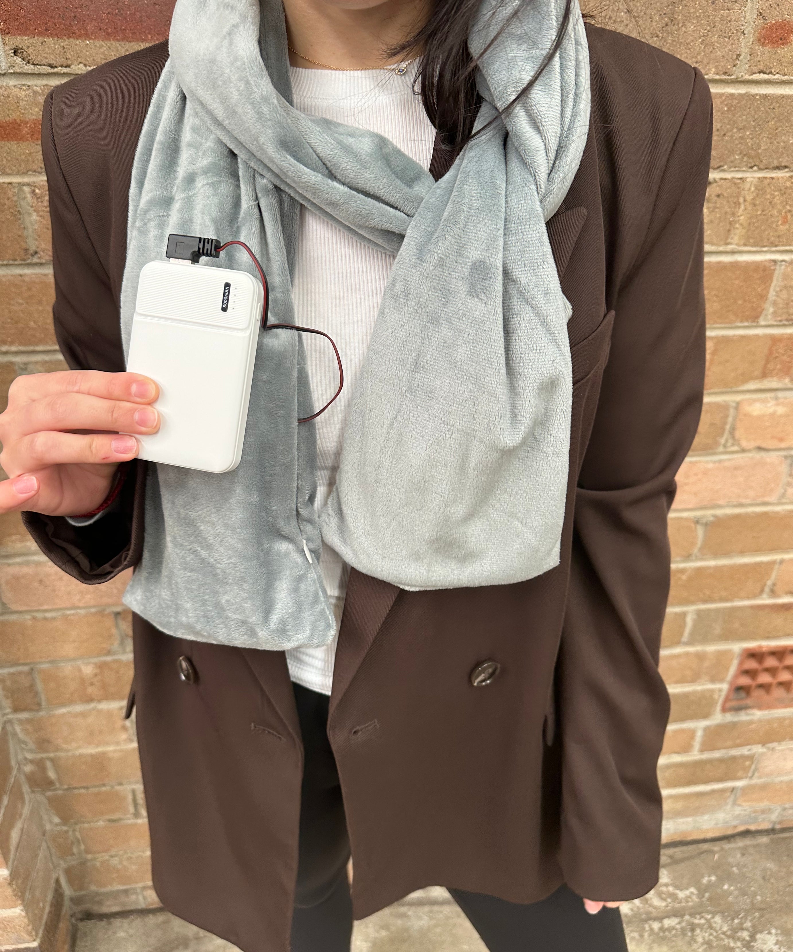 EasyOn EasyOff Smart Heating Scarf