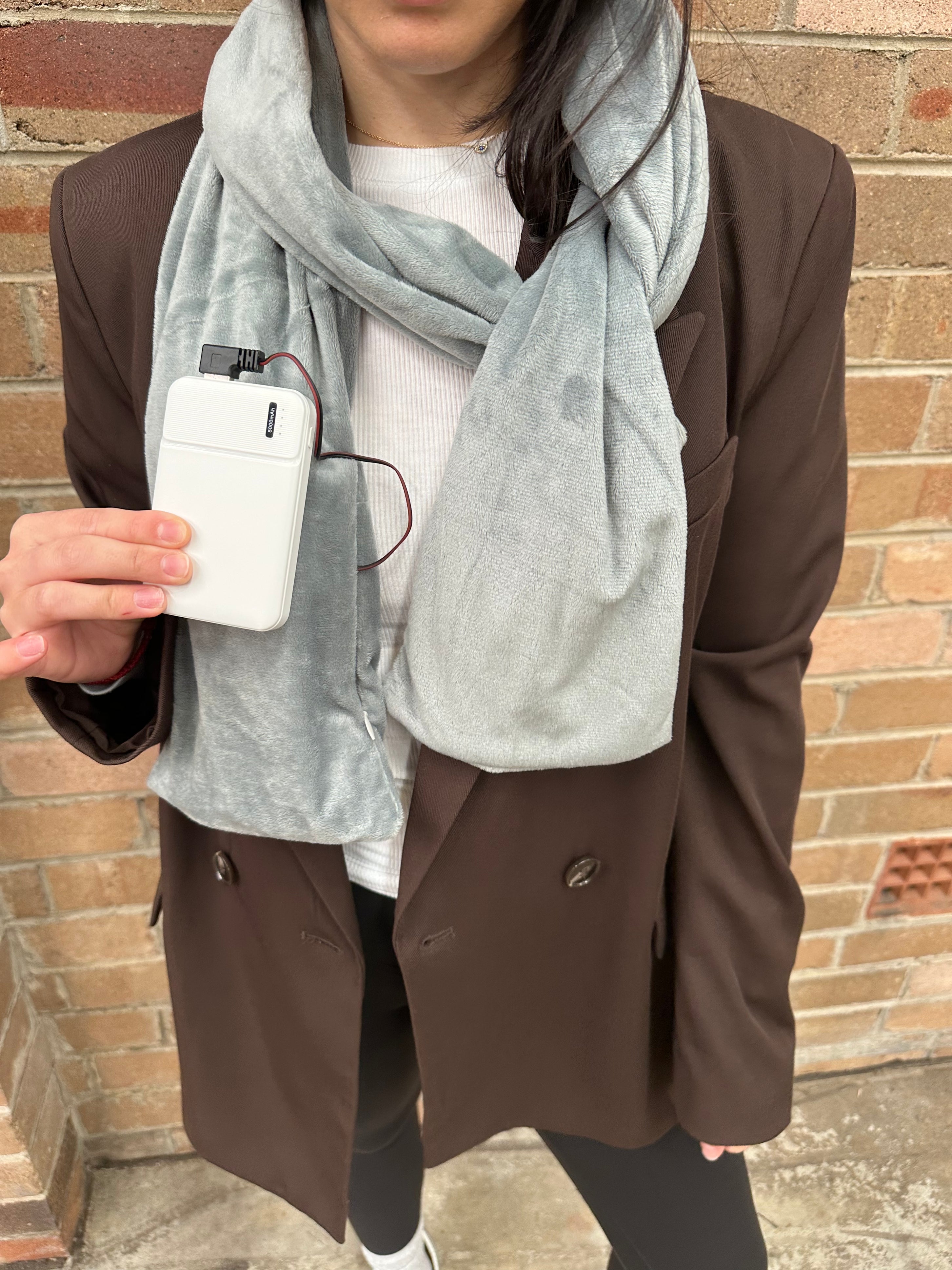 EasyOn EasyOff Smart Heating Scarf