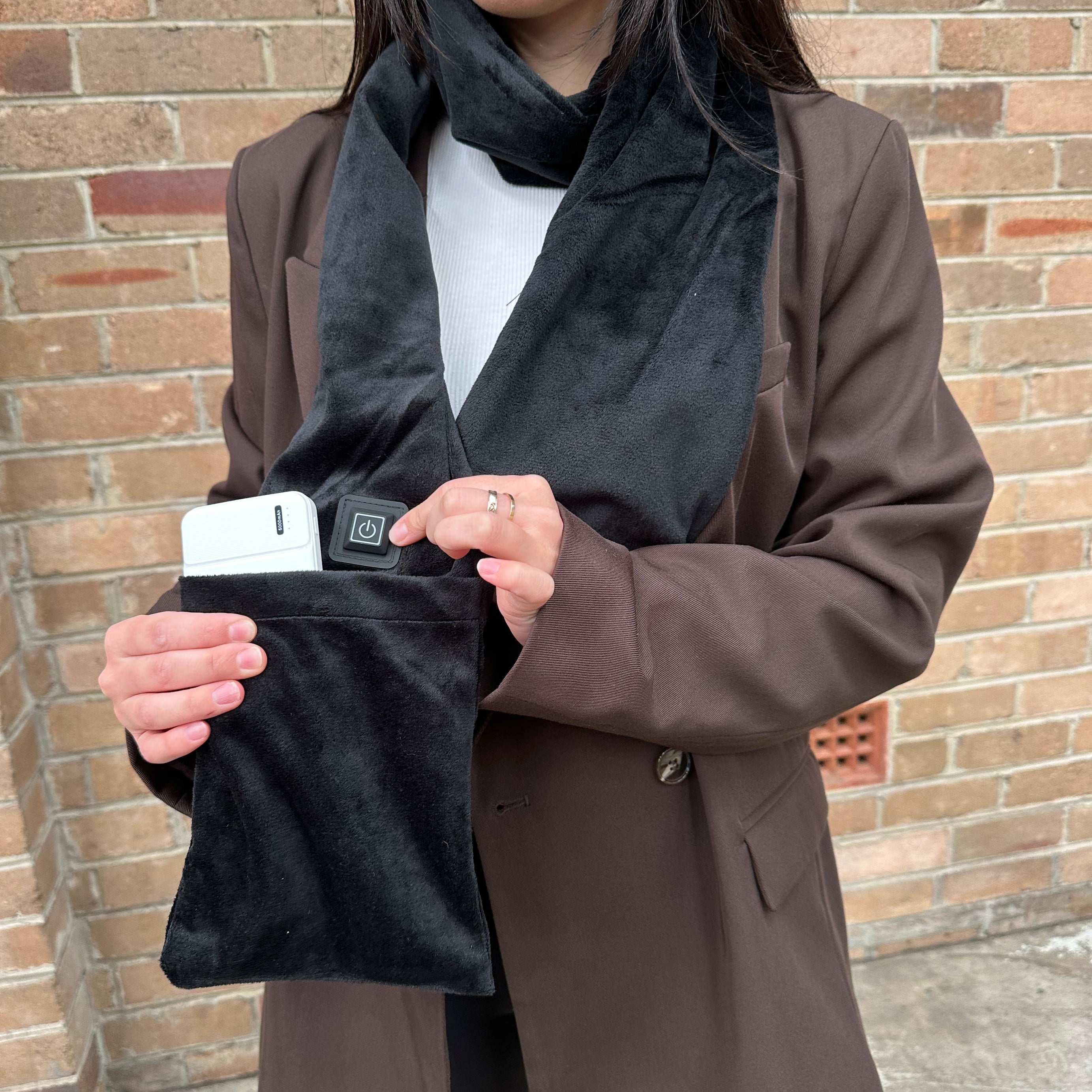 EasyOn EasyOff Smart Heating Scarf