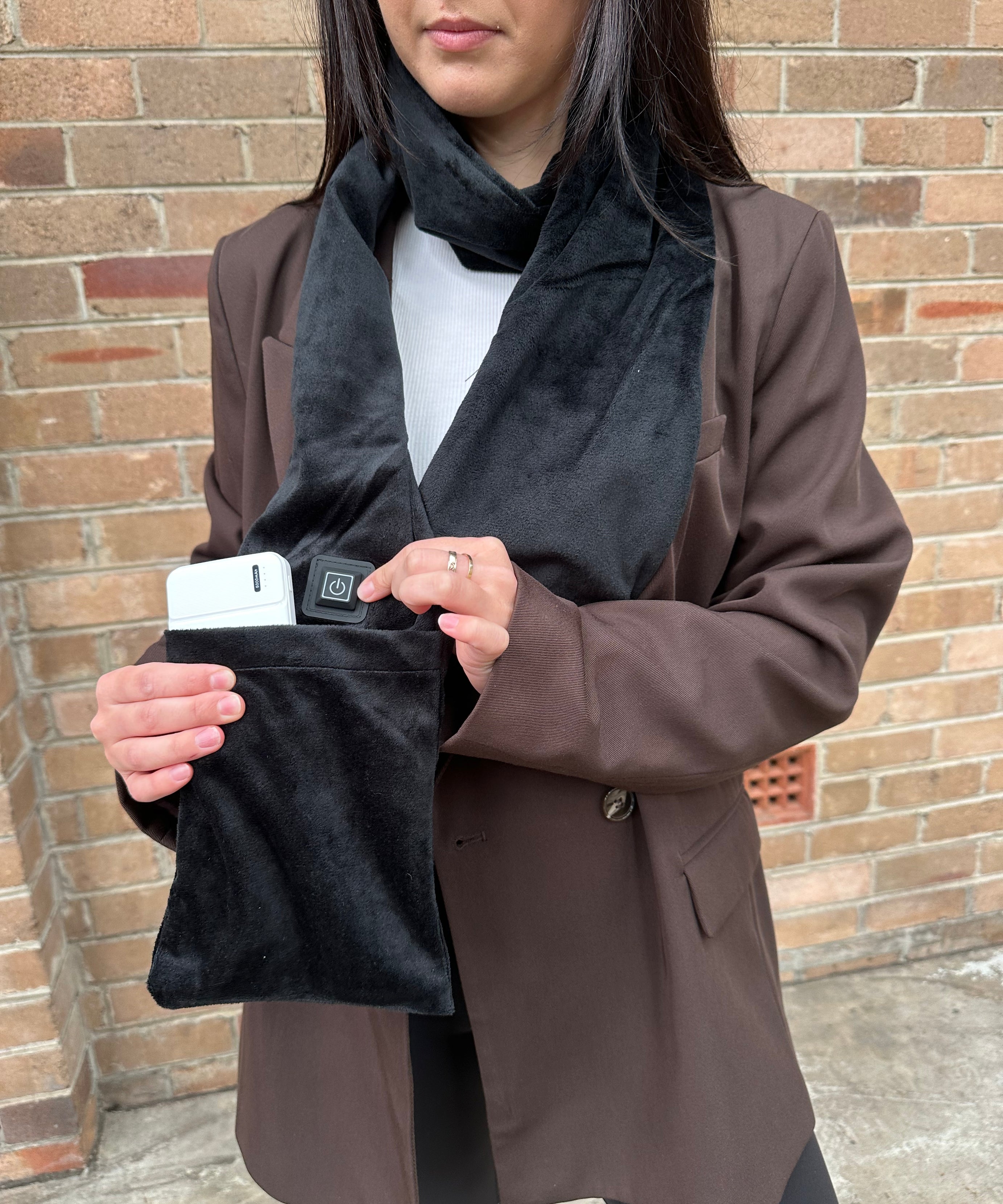 EasyOn EasyOff Smart Heating Scarf