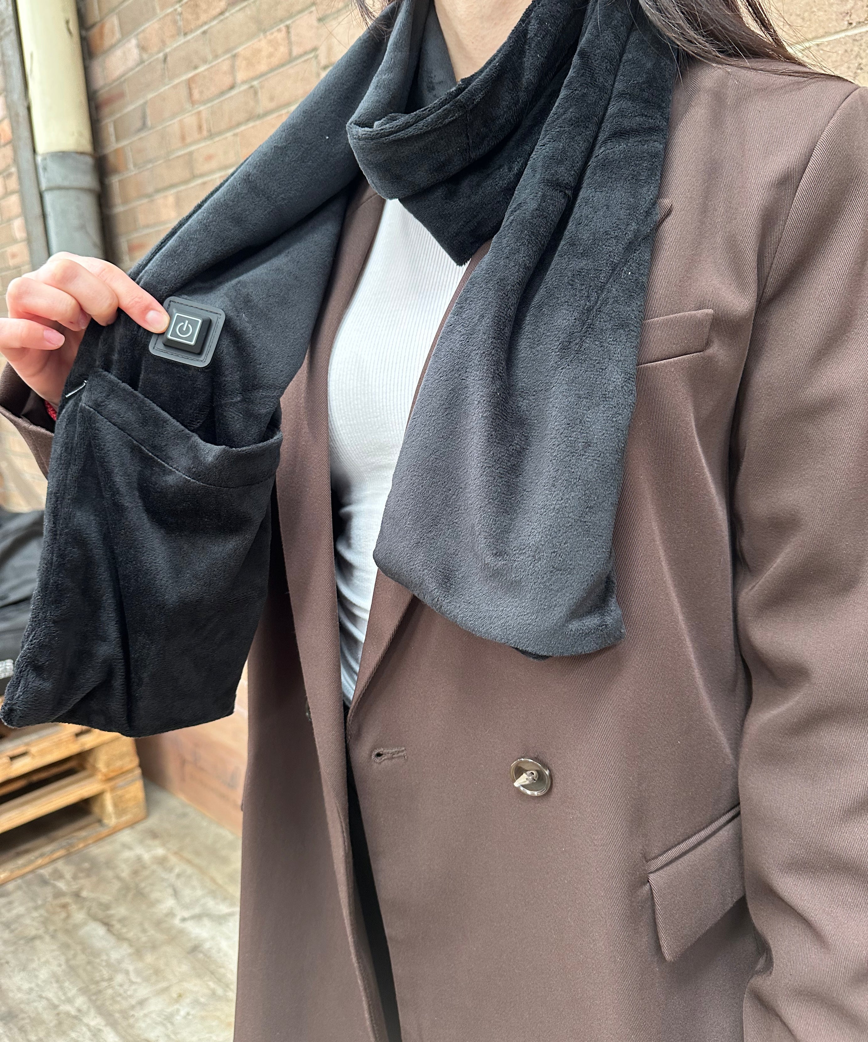EasyOn EasyOff Smart Heating Scarf