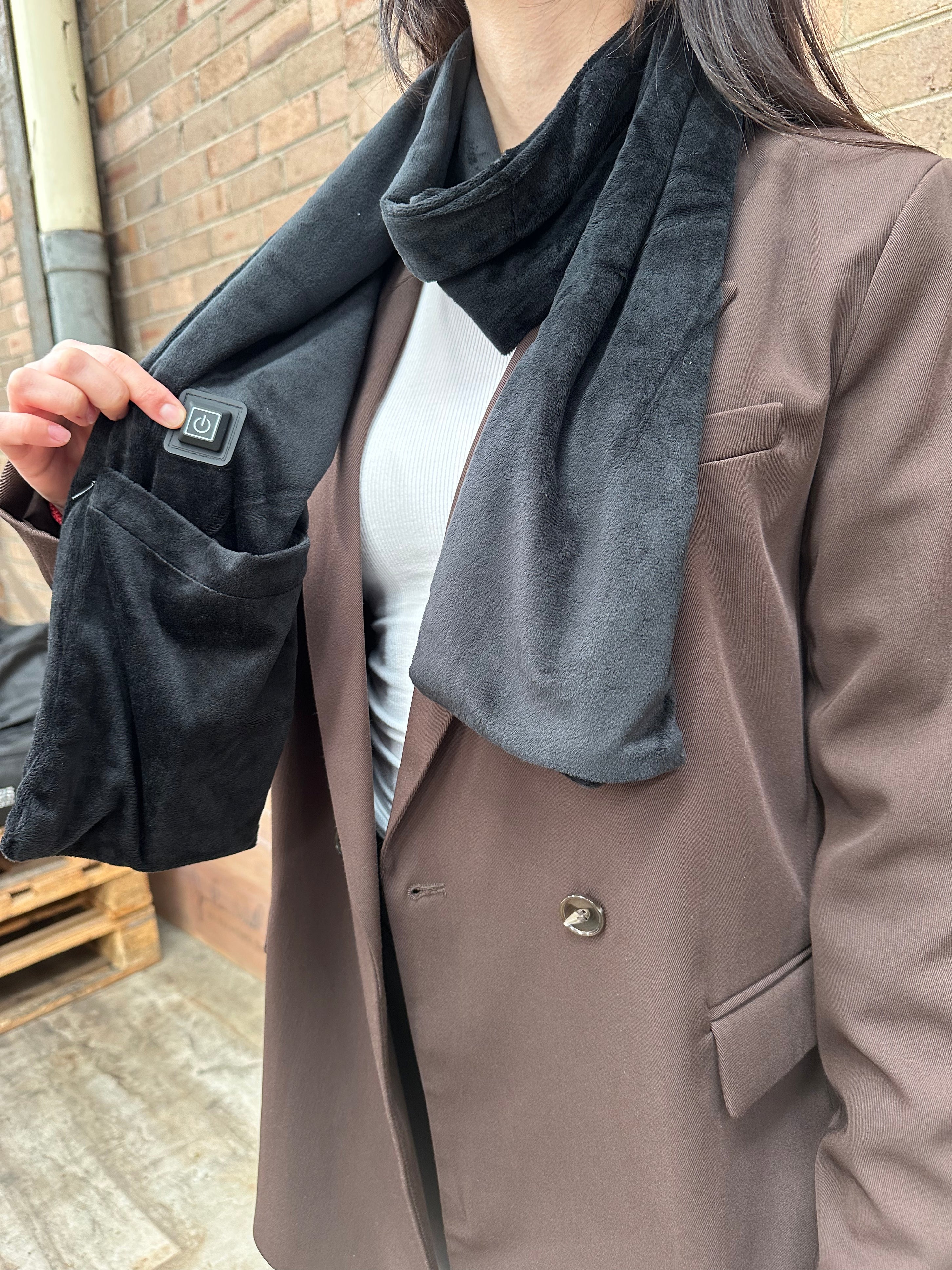 EasyOn EasyOff Smart Heating Scarf