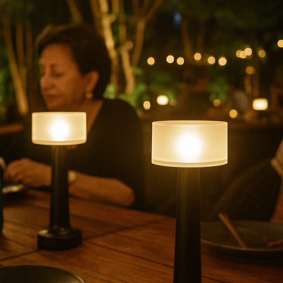EasyOn EasyOff Table Lamp